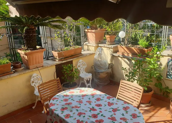 2mg: Con Terrazzo Nel Cuore Di Roma! Appartamento